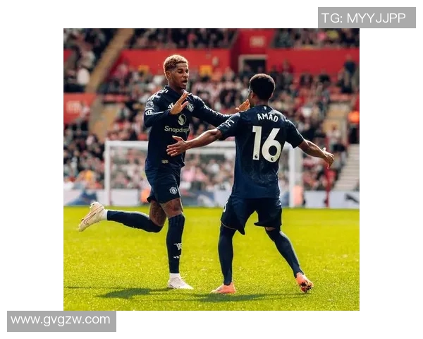 英超赛事延期至新赛季6月底开赛,球迷期待更多精彩表现 英超赛事延期至新赛季6月底开赛,球迷期待更多精彩表现